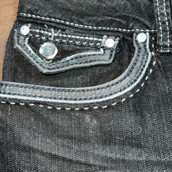 Vintage Cato Jeans with Swarovski style diamonds on pockets. - Picture 3 of 10